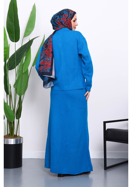 Mavi Gömlek Yaka Düğmeli Triko Etekli Takım fırsatları