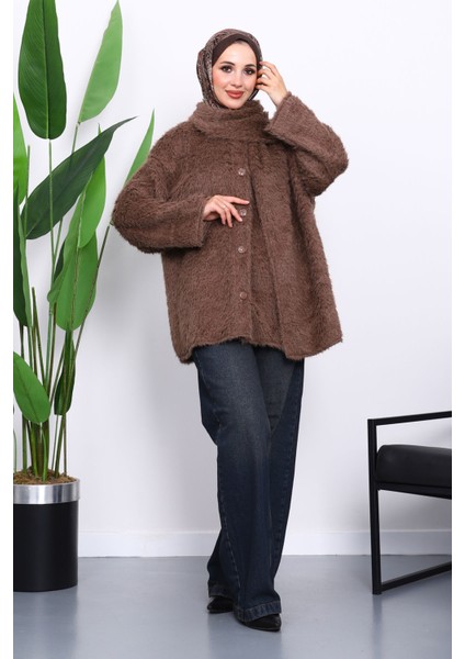 Kahverengi Atkılı Detaylı Düğmeli Angora Ceket fiyatları