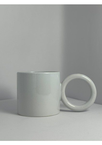 Daire Kulplu Kişiye Özel Tasarım Porselen Kupa | Yelkovan Studio