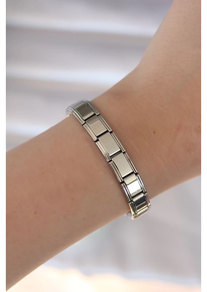 Bfs 316L Çelik Gümüş Renk Yazısız Nomination Model Kadın Bileklik