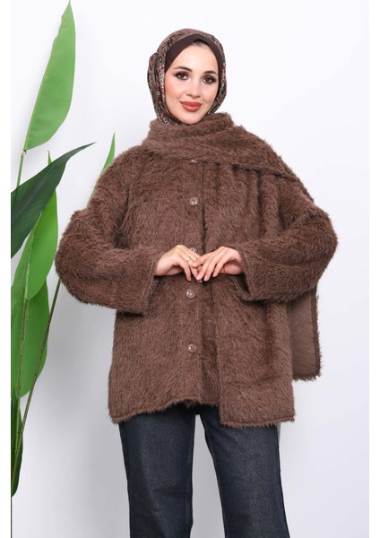 Kahverengi Atkılı Detaylı Düğmeli Angora Ceket modelleri