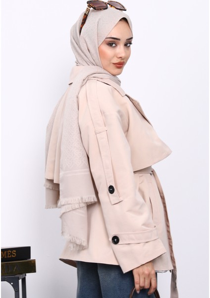 Bej Kravuze Yaka Düğmeli Kısa Trençkot fırsatları