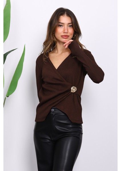Kahverengi Toka Detaylı Kruvaze Yaka Fitilli Bluz