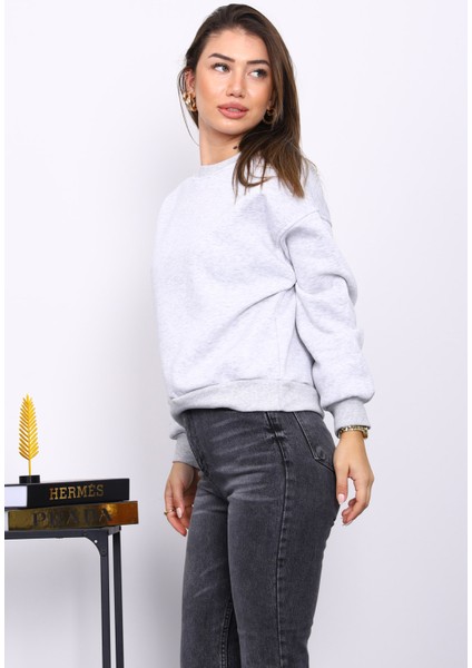 Açık Gri Bisiklet Yaka Üç İplik Sweat modelleri