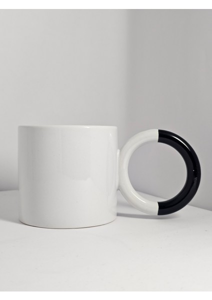 Daire Kulplu Kişiye Özel Tasarım Porselen Kupa | Yelkovan Studio fırsatları