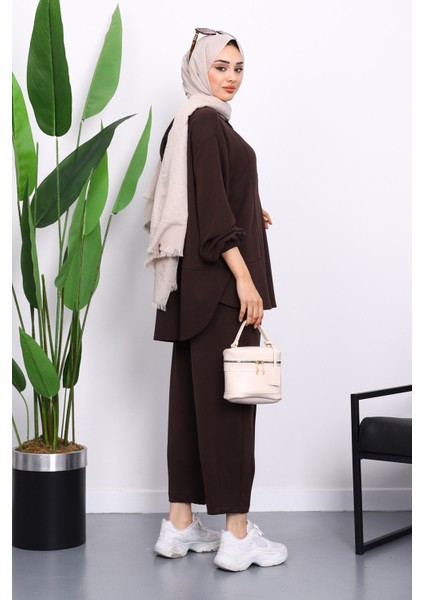 Kahverengi Yaka Çıtçıtlı Tunik Pantolonlu Takım fırsatları