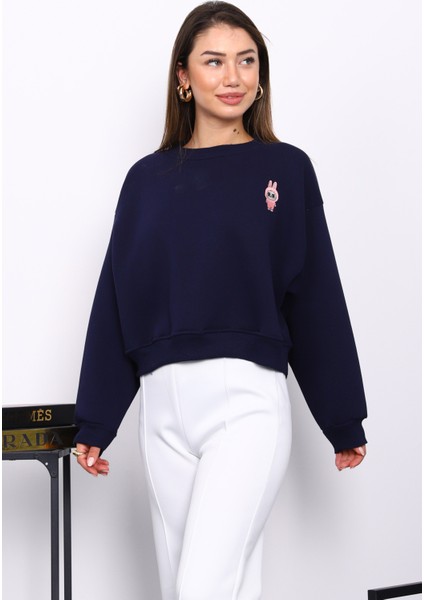 Lacivert Bisiklet Yaka Nakışlı Üç İplik Kısa Oversize Sweat