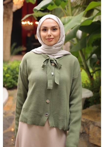 Yeşil Yaka Bağlamalı Düğmeli Triko Hırka