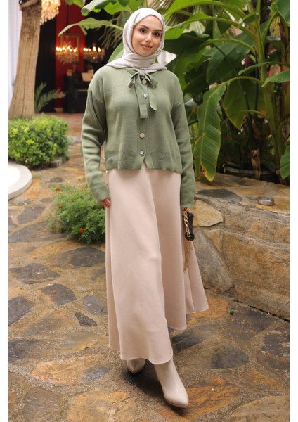 Yeşil Yaka Bağlamalı Düğmeli Triko Hırka modelleri