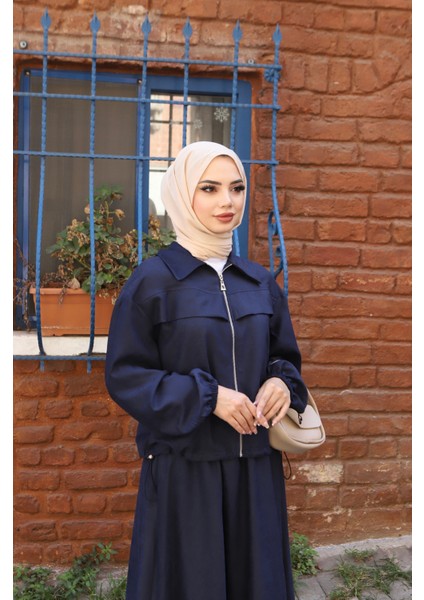 Fermuarlı Etekli Süet Takım fırsatları