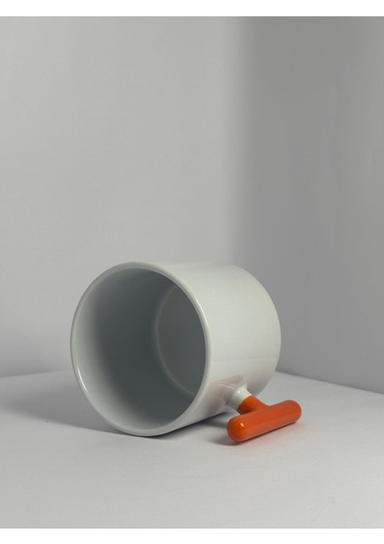 Kişiselleştirilebilir Renkli Kulplu Enerjik Tasarım Porselen Bardak | Yelkovanstudio modelleri