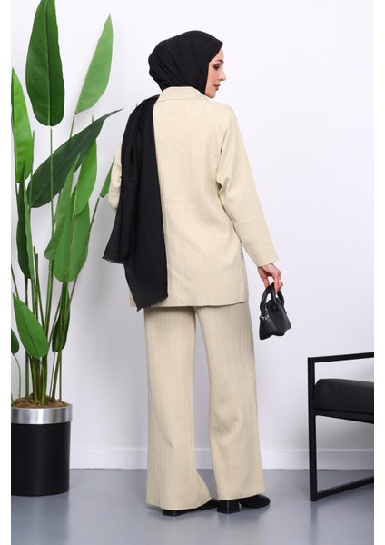 Bej Gömlek Yaka Düğmeli Pantolonlu Triko Takım fırsatları
