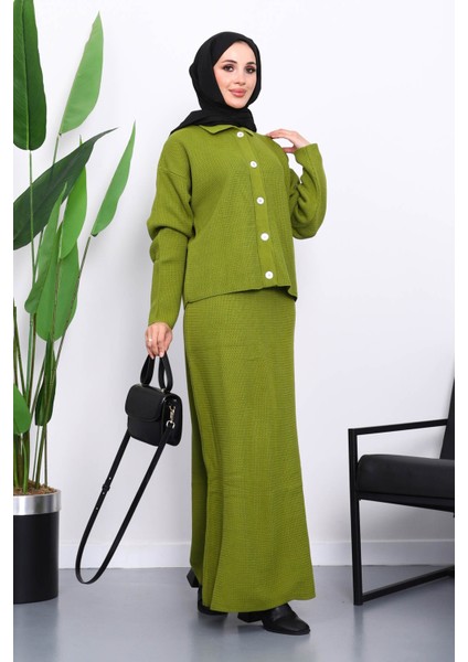 Yeşil Gömlek Yaka Düğmeli Triko Etekli Takım fiyatları