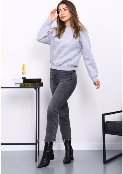 Gri Bisiklet Yaka Üç İplik Sweat fiyatları