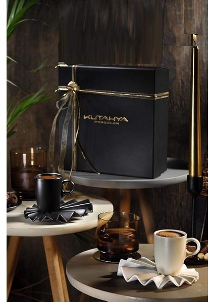 Porselen Adora 4 Parça 2 Kişilik Kahve Takımı Siyah & Krem
