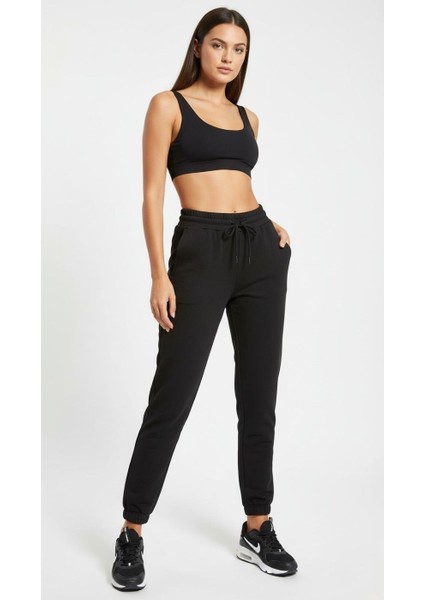 Kadın Siyah 2 Iplik Pamuklu Dar Paça Eşofman Altı - Esnek Fit Kesim Jogger modelleri