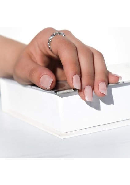 Beauty Takma Tırnak Seti & Zararsız Yapıştırıcı Küt Pembe fırsatları