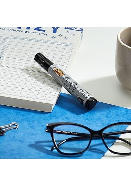 Intensity Marker 2300 Kesik Uçlu Permanent Markör Siyah 12'li Kutu, 3,7 mm ile 5,5 mm Kalın Uç, Kapağı 1 Ay Açık Kalsa Da Kurumayan Mürekkep modelleri