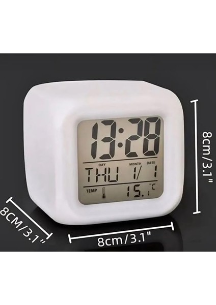 Renk Değiştiren Küp Şeklinde Dijital Masa Saati: Alarm, Termometre ve Tarih Özellikli fırsatları