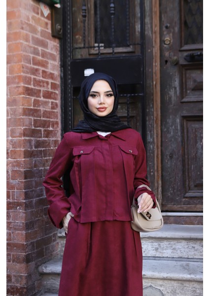 Cepli Detaylı Süet Etekli Takım fırsatları