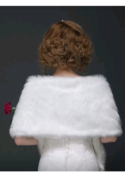 Kürk Orijinal Beyaz Seksi Omuzluk Şık Kürk fiyatları