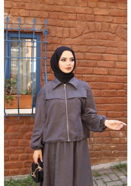 Fermuarlı Etekli Süet Takım fırsatları