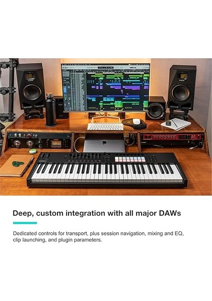 Launchkey 61 [mk4] 61 Tuşlu Yarı Ağırlıklı, Usb, Mıdı Klavye Kontrolörü, Daw Entegrasyonu Ile. Akor ve Ölçek Modları, 8 Davul Pedi ve Arpejjatör, Müzik Prodüksiyonu Için Yazılım Paketi Dahil modelleri