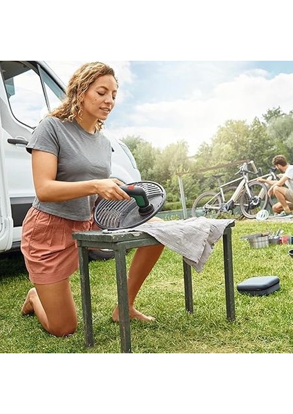 Home And Garden Akülü Elektrikli Temizleme Fırçası Universalbrush (3.6 Ah Dahili Akü, 1 Mikro USB Şarj Cihazı ve 4 Temizleme Aparatı Dahildir, Karton Pakette) fırsatları