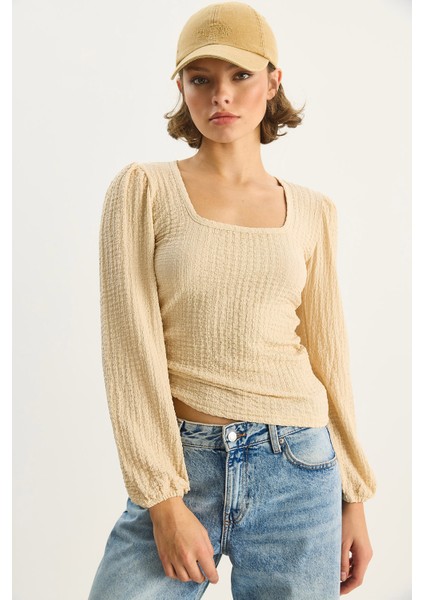 Kadın Kare Yaka Uzun Kollu Gofre Bluz modelleri