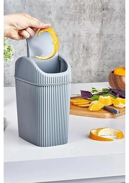 Diyarı Mini Pratik Kapaklı Banyo Mutfak ve Ofis Tezgah Üstü Çöp Kutusu 2,5 Lt Mavi 100 x 110