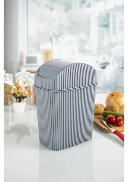 Diyarı Mini Pratik Kapaklı Banyo Mutfak ve Ofis Tezgah Üstü Çöp Kutusu 2,5 Lt Mavi 100 x 110 fiyatları