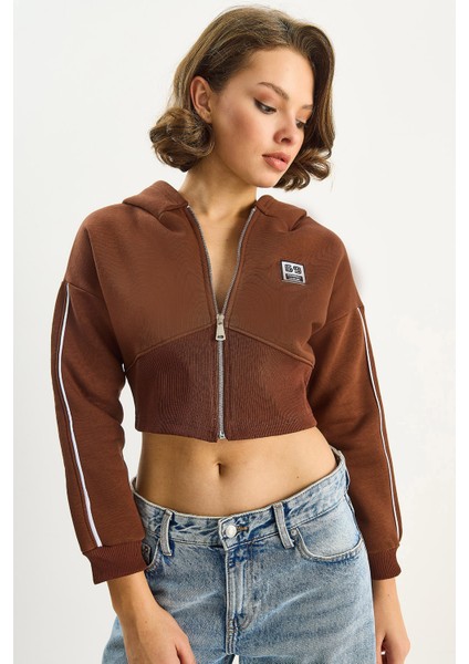 Kadın Kapüşonlu Fermuarlı Korse Detaylı Şardonlu Crop Hırka modelleri