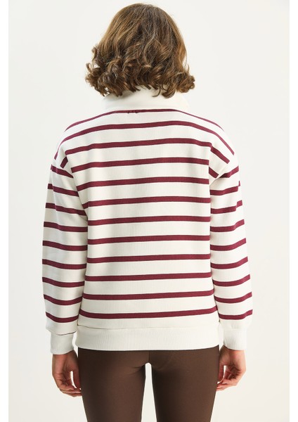 Kadın Kalp Nakışlı Dik Yaka Yarım Fermuarlı Çizgili Sweatshirt