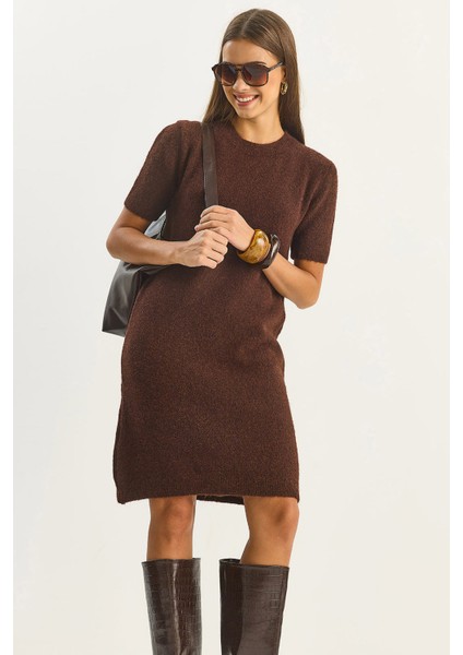 Kadın Bisiklet Yaka Kısa Kollu Yumuşak Dokulu Triko Elbise