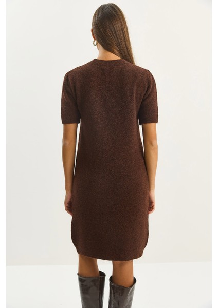 Kadın Bisiklet Yaka Kısa Kollu Yumuşak Dokulu Triko Elbise