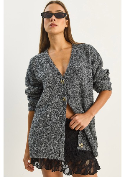 Kadın V Yaka Oversize Buklet Carmen Triko Hırka