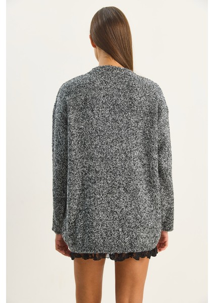 Kadın V Yaka Oversize Buklet Carmen Triko Hırka