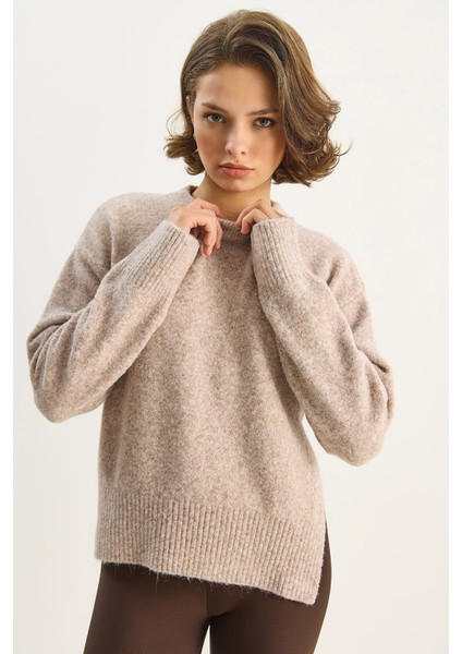 Kadın Bisiklet Yaka Yanları Yırtmaçlı Yün Karışımlı Triko Kazak modelleri