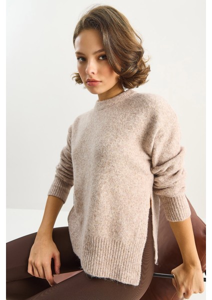 Kadın Bisiklet Yaka Yanları Yırtmaçlı Yün Karışımlı Triko Kazak indirimleri