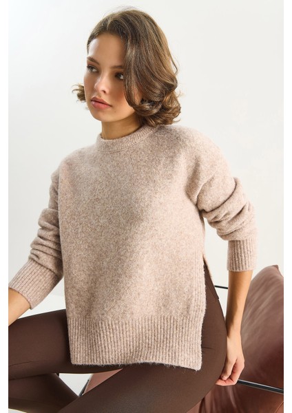 Kadın Bisiklet Yaka Yanları Yırtmaçlı Yün Karışımlı Triko Kazak