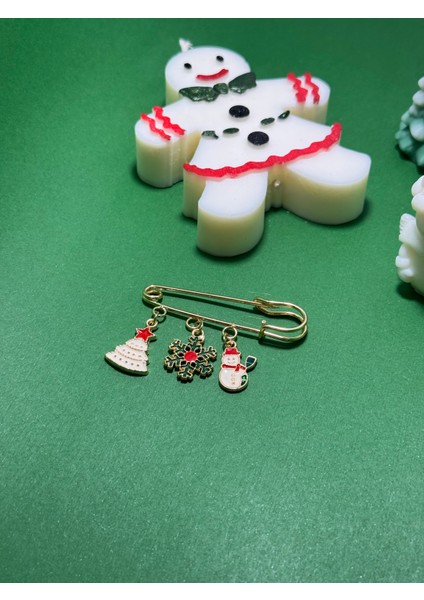 Yılbaşı Iskoç Yaka Iğnesi indirimleri