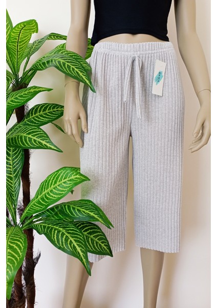 Kadın Fitilli Çizgili Raporlu Pamuklu Bermuda modelleri