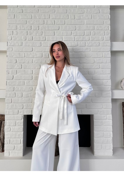 Kadın Yandan Bağlamalı Ikili Kuşaklı Blazer Ceket Pantolon Takım