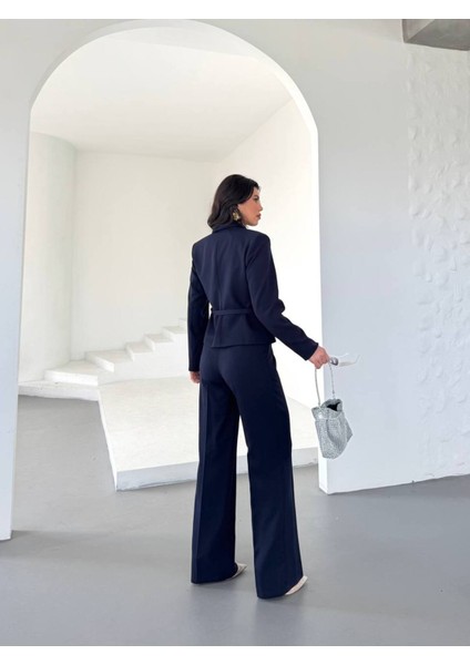 Kadın Kemerli Gold Düğmeli Ceket Palazzo Pantolon Takım Elbise