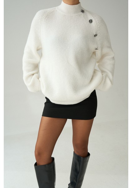 Kadın Yarım Balıkçı Yaka Tasarım Düğme Detaylı Triko Kazak fiyatları