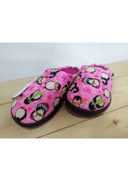 Yeni Sezon Penguen Desenli Kışlık Pamuklu Rahat Kız Çocuk Ev Terliği