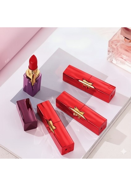 Sıra Dışı Tasarım Kadınlara Özel Mini Lipstick (Ruj) Gazlı Çakmak