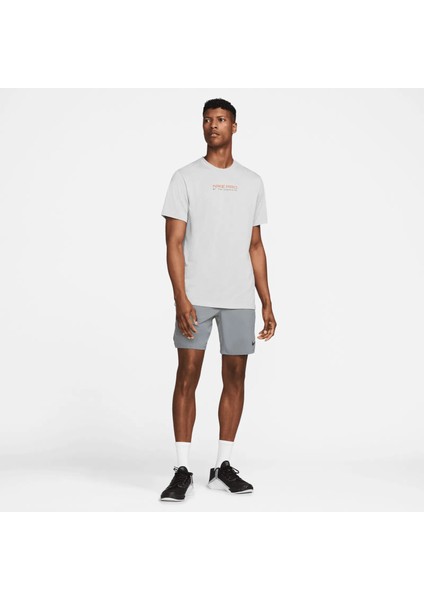 Pro Dri-Fit Flex Vent Max Erkek Gri Antrenman Şortu modelleri