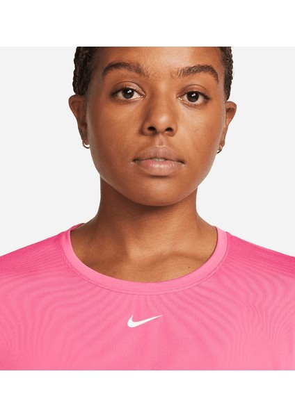 Dri-Fıt One Kadın Crop Tişört fiyatları