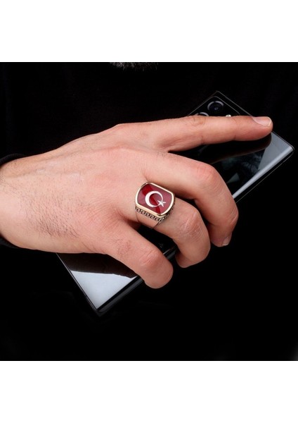 Kırmızı Mineli Ayyıldız Model 925 Ayar Gümüş Erkek Yüzük